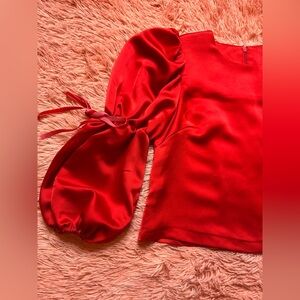 La-Beth Lagos Elegant and Sexy Puff Sleeve Red Blouse. Size L